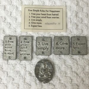 🌟LAST CHANCE🌟 3/$15 🤖 Charm set